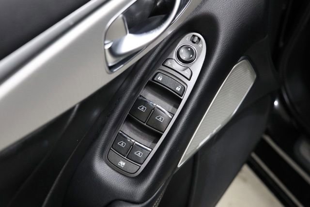 Used 2023 INFINITI Q50 Luxe w/ Cargo Package RWD image 19