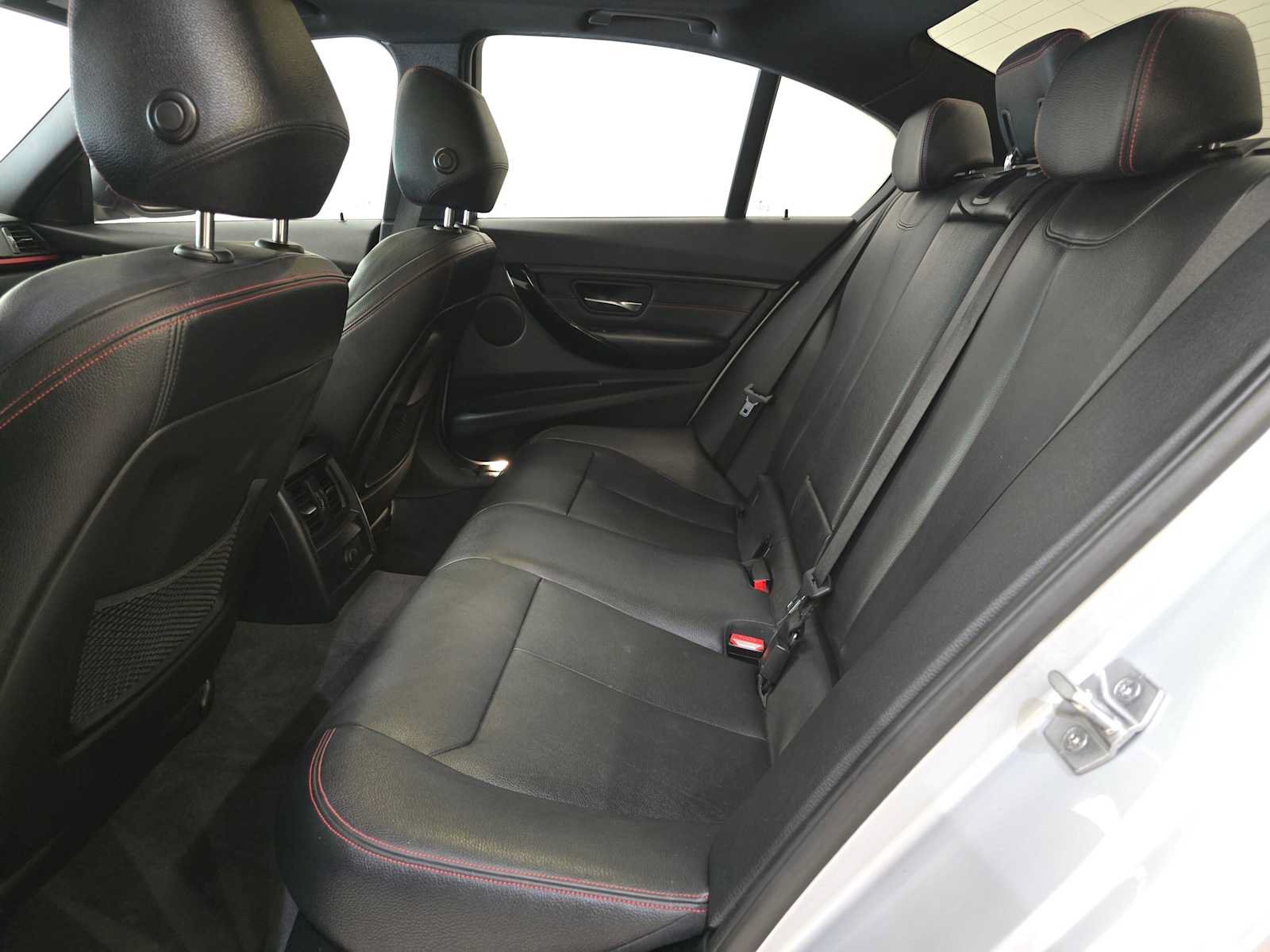 Used 2015 BMW 328i Sedan RWD image 24