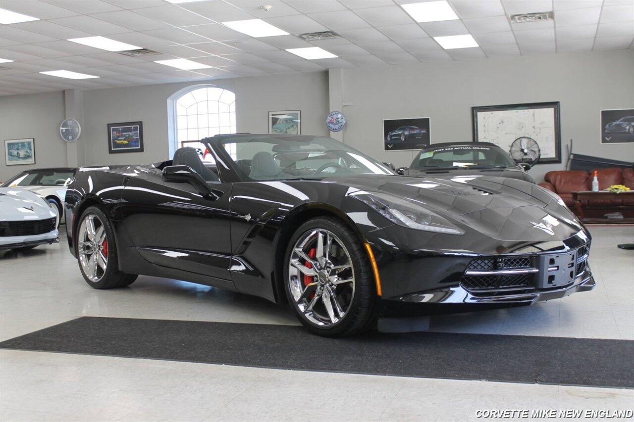Used 2016 Chevrolet Corvette Stingray Convertible w/ 2LT Preferred Equipment Group RWD image 12