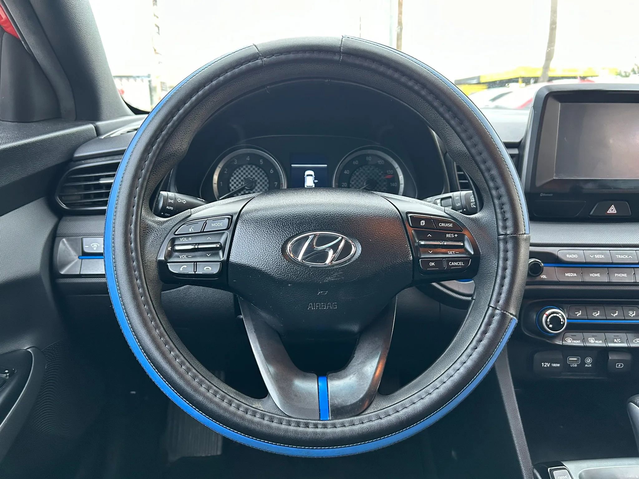 Used 2020 Hyundai Veloster 2.0 FWD image 19