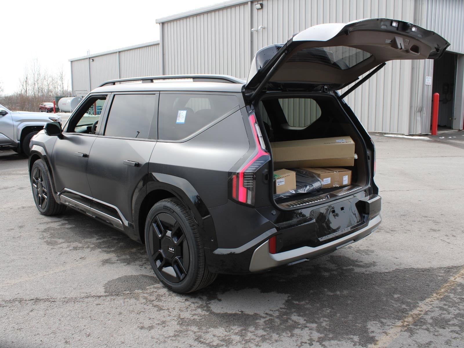New 2026 Kia EV9 GT-Line AWD/4WD image 7