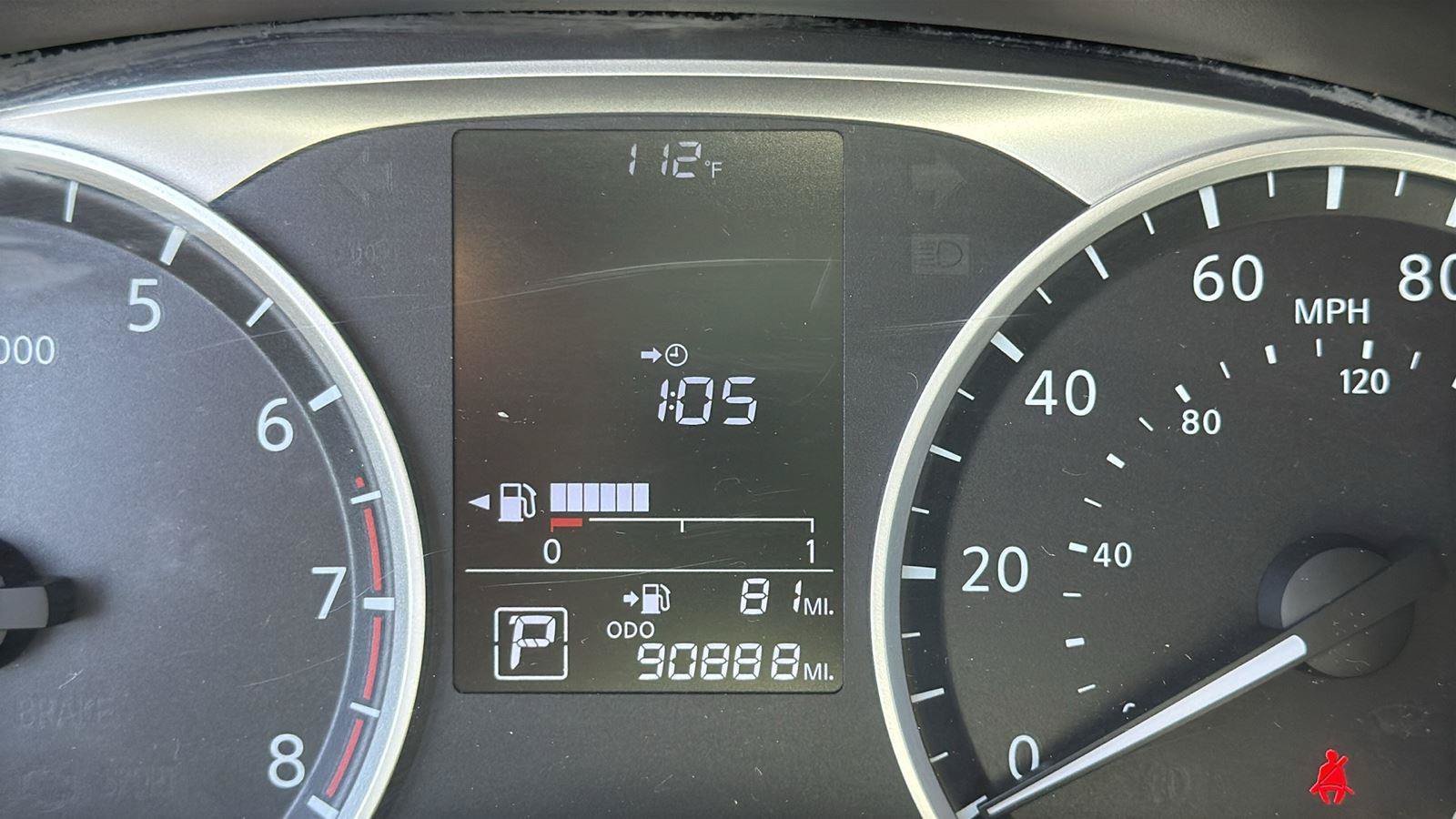 Used 2018 Nissan Kicks S FWD image 11