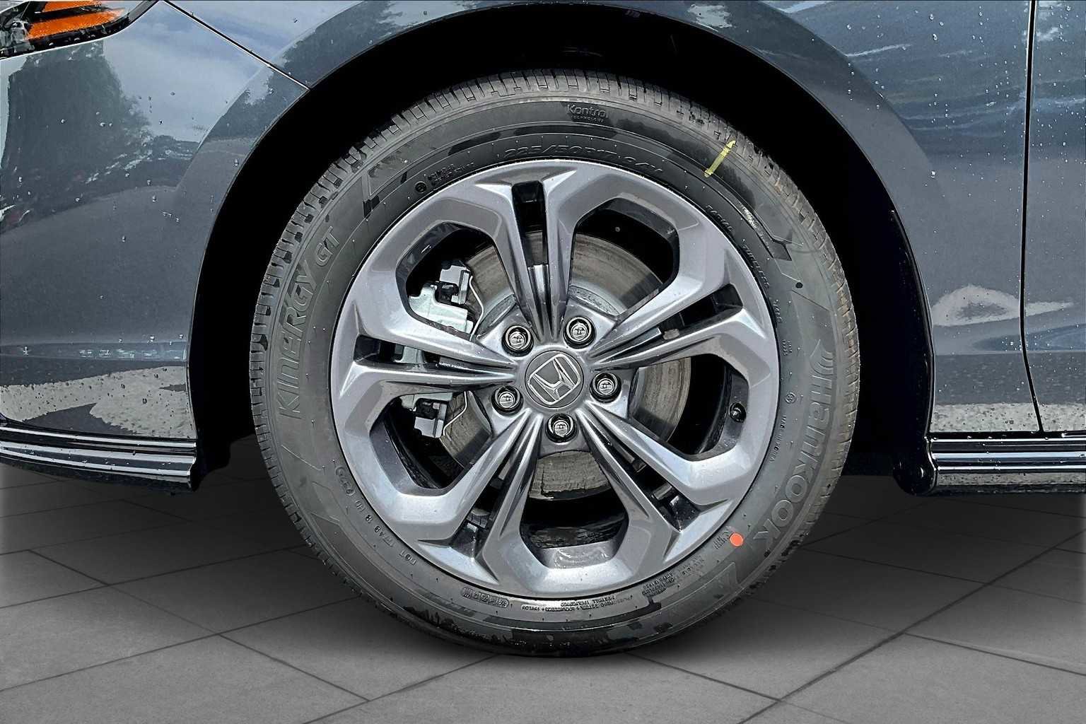 New 2025 Honda Accord EX-L image 9