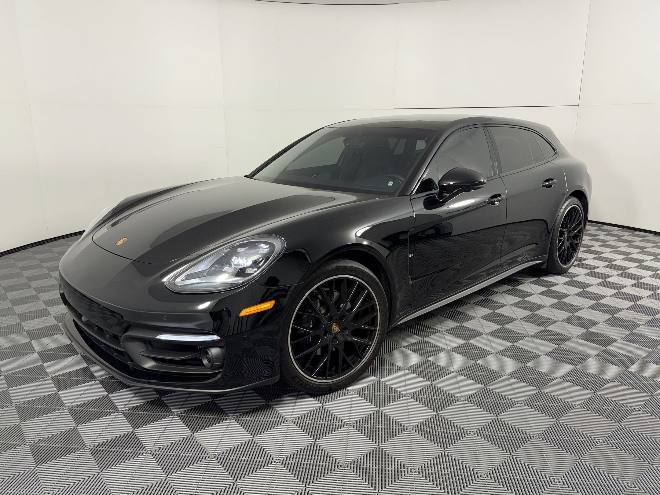 Certified 2023 Porsche Panamera 4