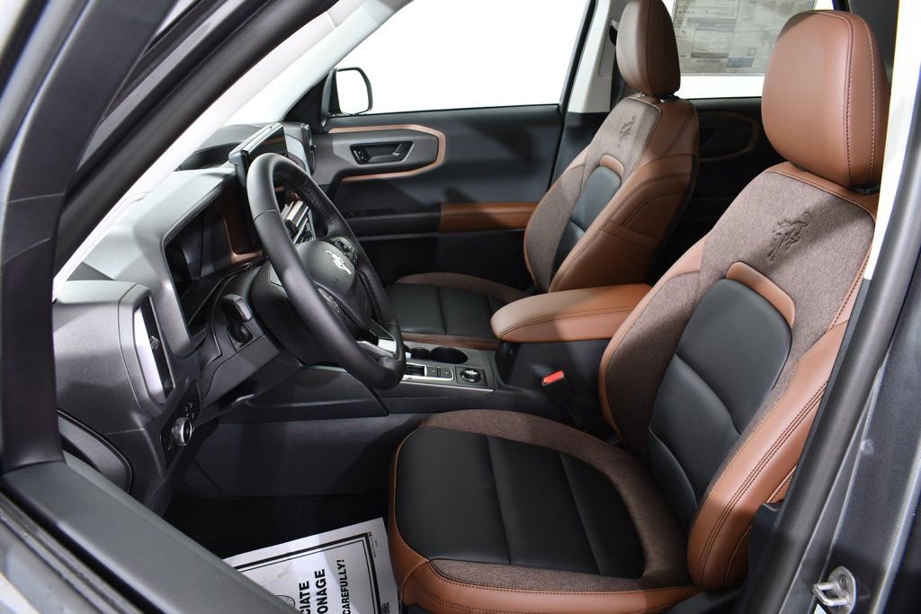 New 2025 Ford Bronco Sport Outer Banks w/ Outer Banks Tech Package+ image 6