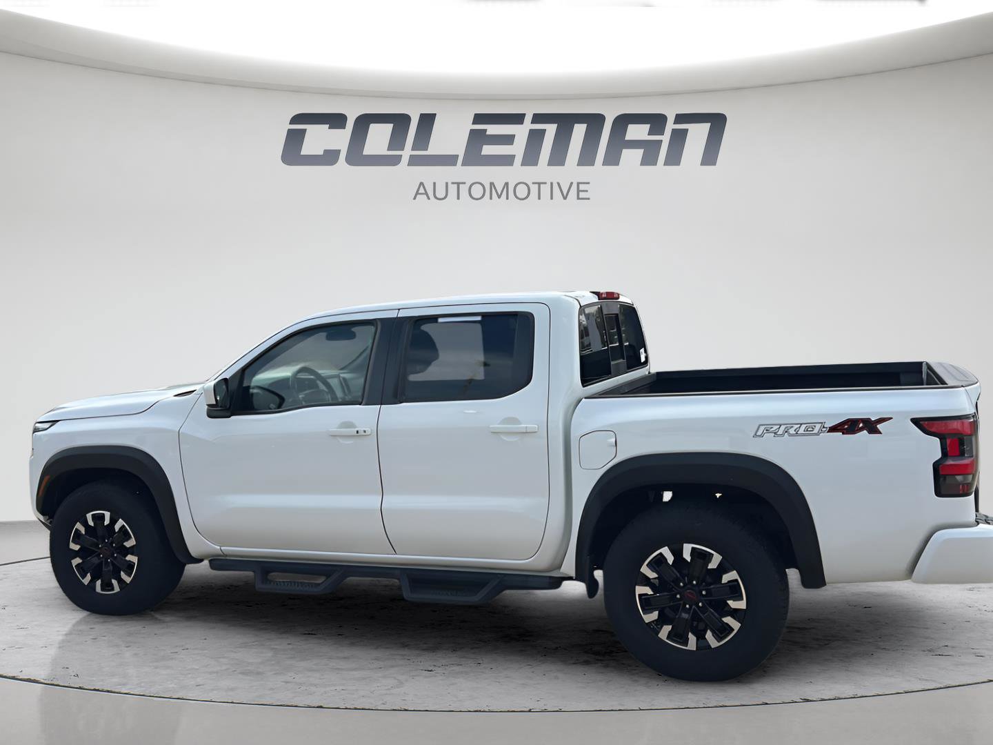 Used 2022 Nissan Frontier PRO-4X w/ Technology Package image 8