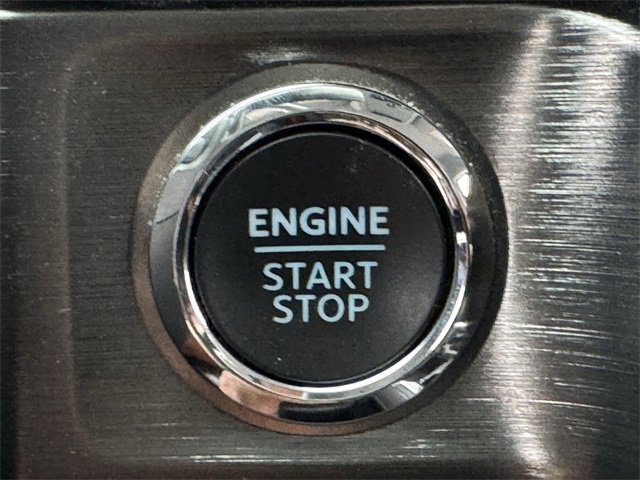 Used 2023 Ford F250 Lariat w/ Sport Appearance Package image 21