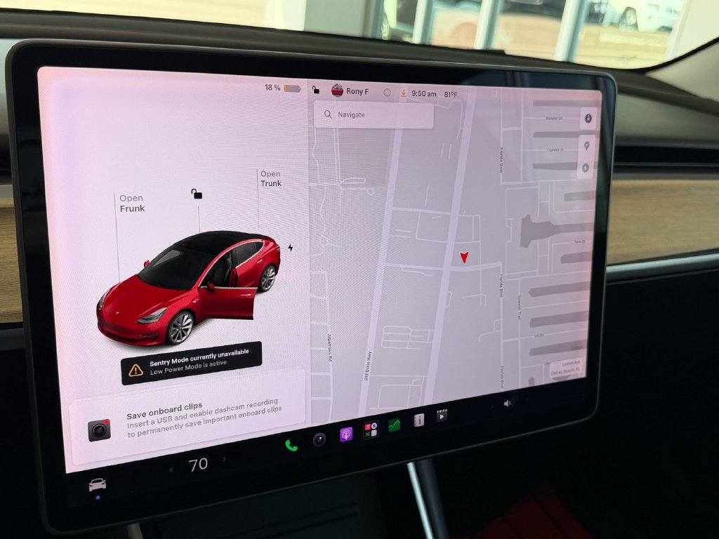 Used 2018 Tesla Model 3 Long Range RWD image 12