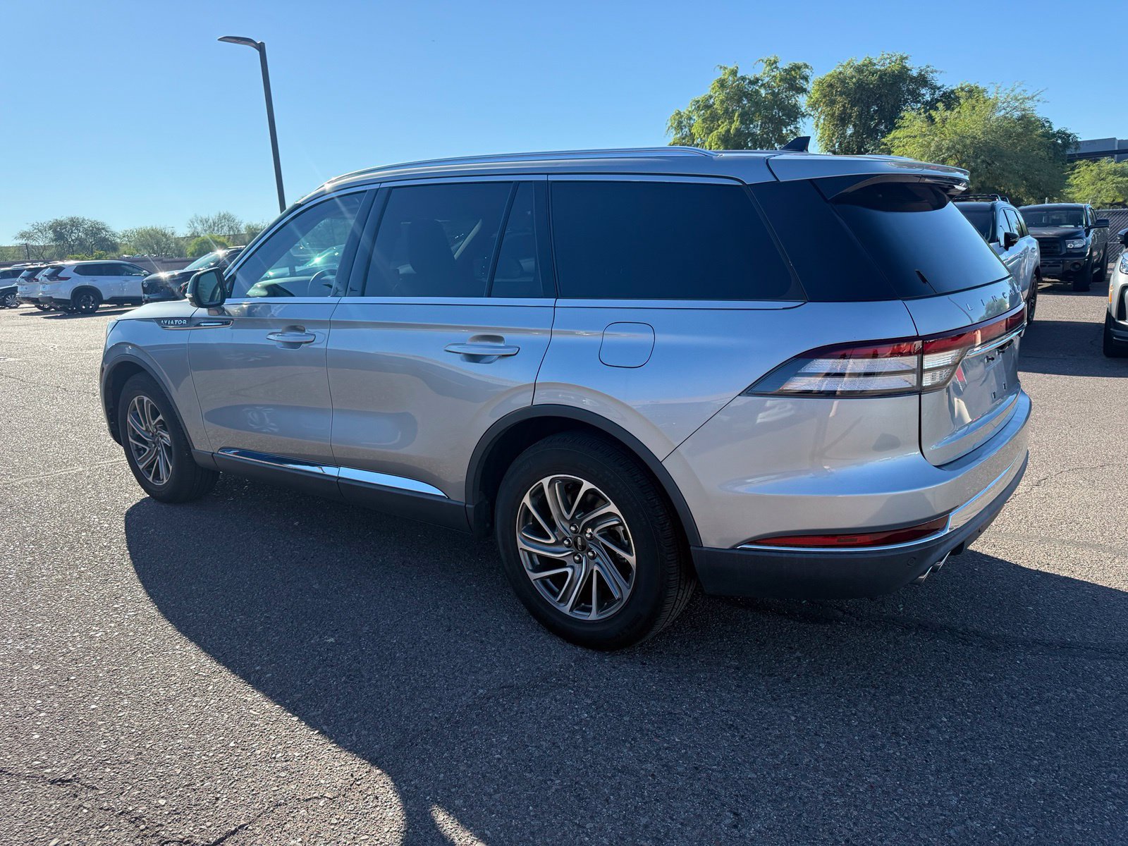 Used 2024 Lincoln Aviator 2WD image 7