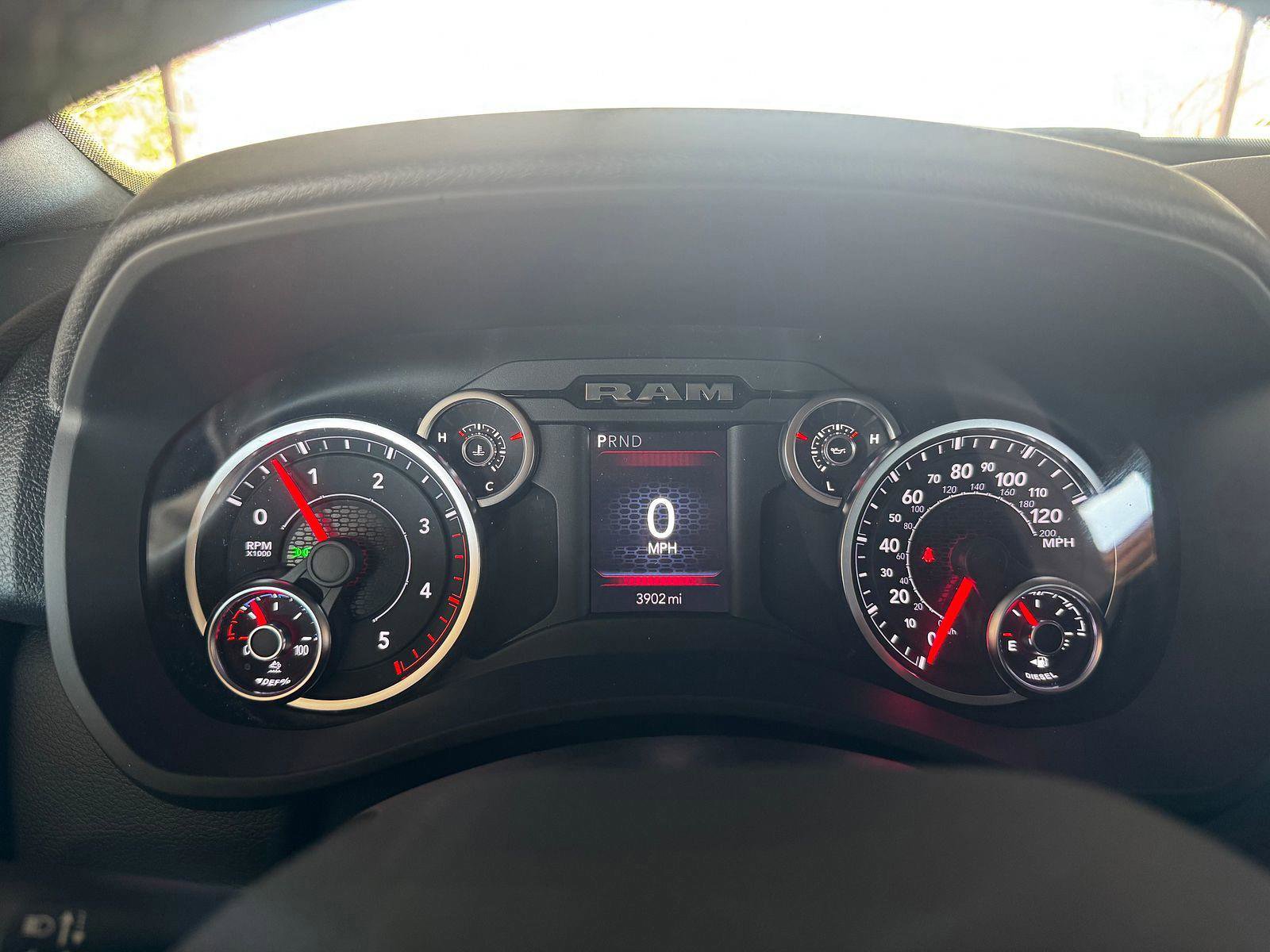 Used 2025 RAM 3500 Lone Star image 10