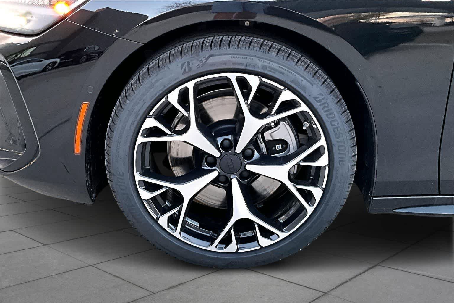 New 2026 Audi A6 Premium Plus AWD/4WD image 11