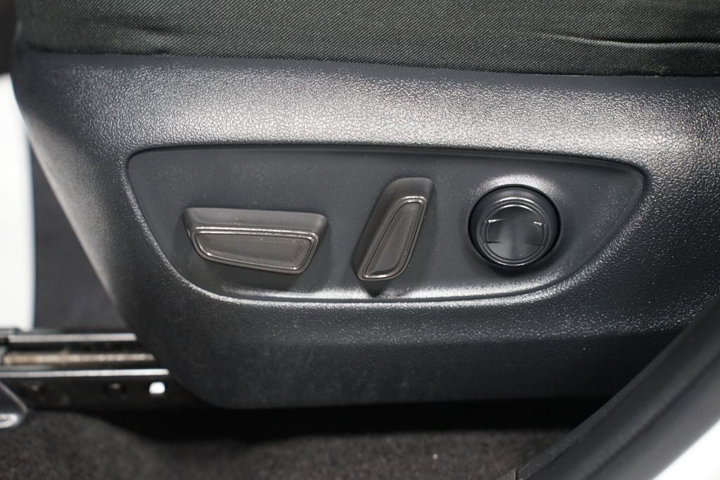 Certified 2024 Toyota RAV4 XLE image 33