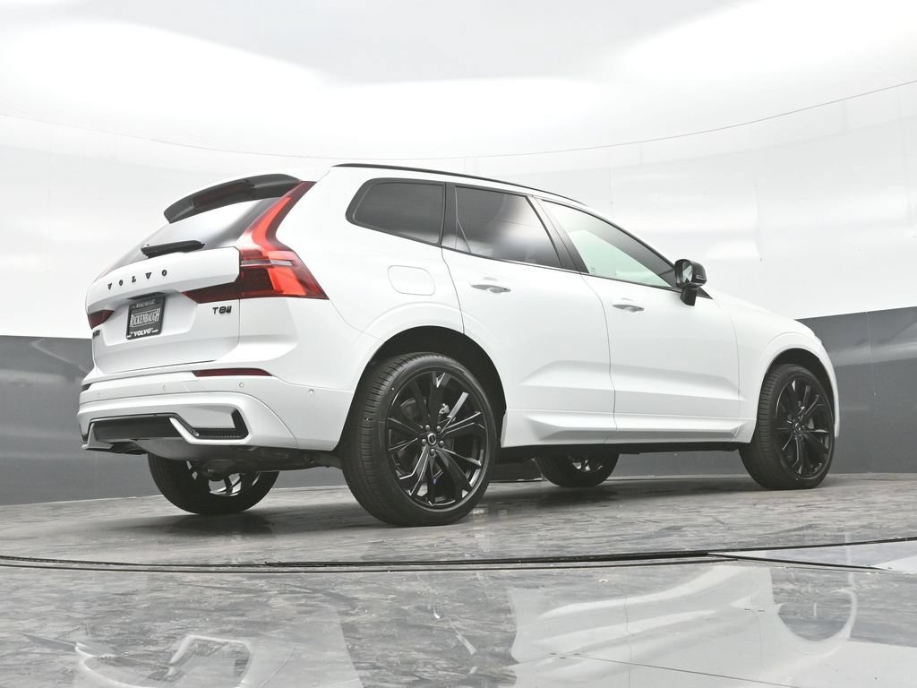 New 2026 Volvo XC60 T8 Ultra w/ Climate Package PRO AWD/4WD image 27