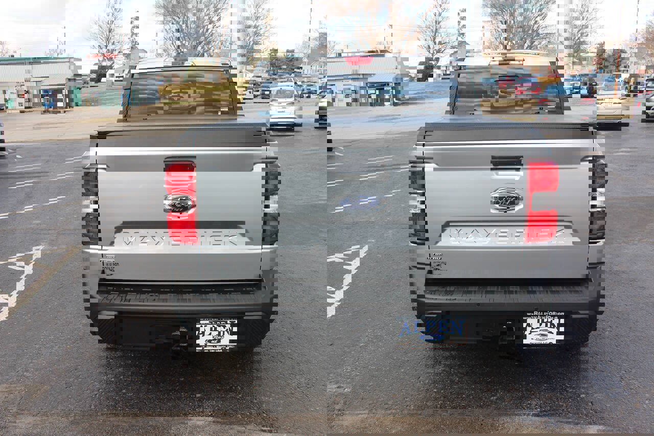 Used 2024 Ford Maverick Lariat image 5