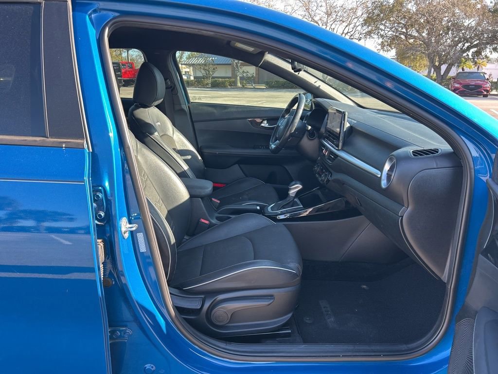 Used 2023 Kia Forte GT-Line image 41