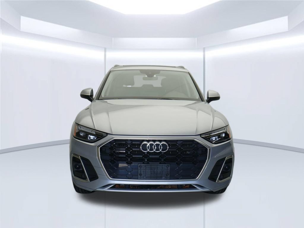 Certified 2023 Audi Q5 2.0T Premium w/ Convenience Package AWD/4WD image 11