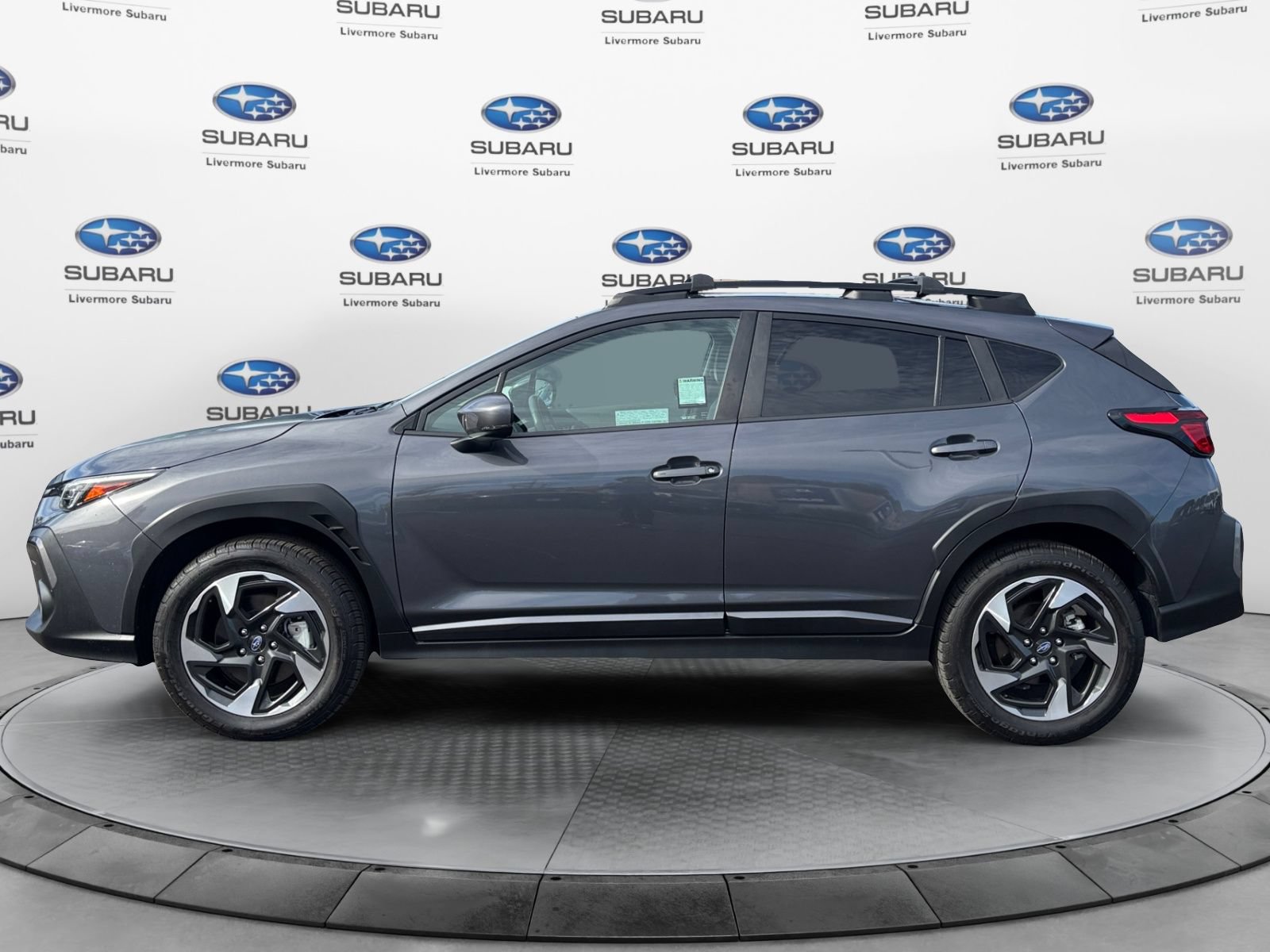 Used 2024 Subaru Crosstrek 2.5i Limited w/ Crosstrek Mirror Package AWD/4WD image 3
