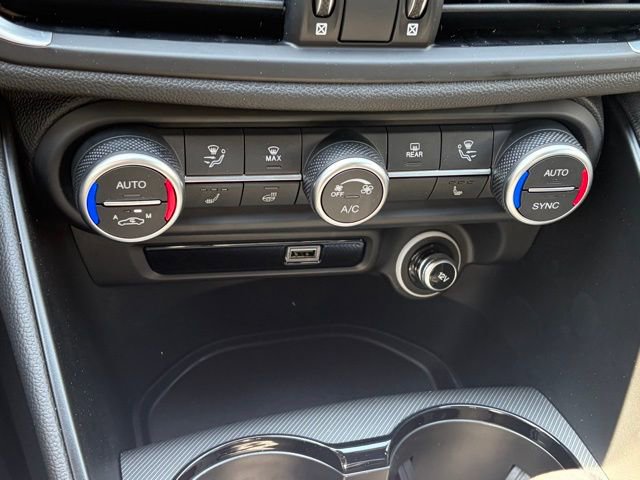 New 2026 Alfa Romeo Giulia AWD w/ Driving Assist Package image 30