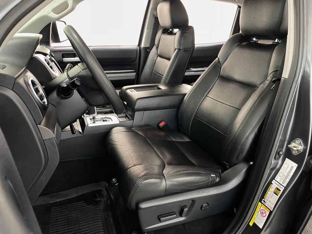 Used 2019 Toyota Tundra SR5 w/ SR5 Upgrade Package AWD/4WD image 20