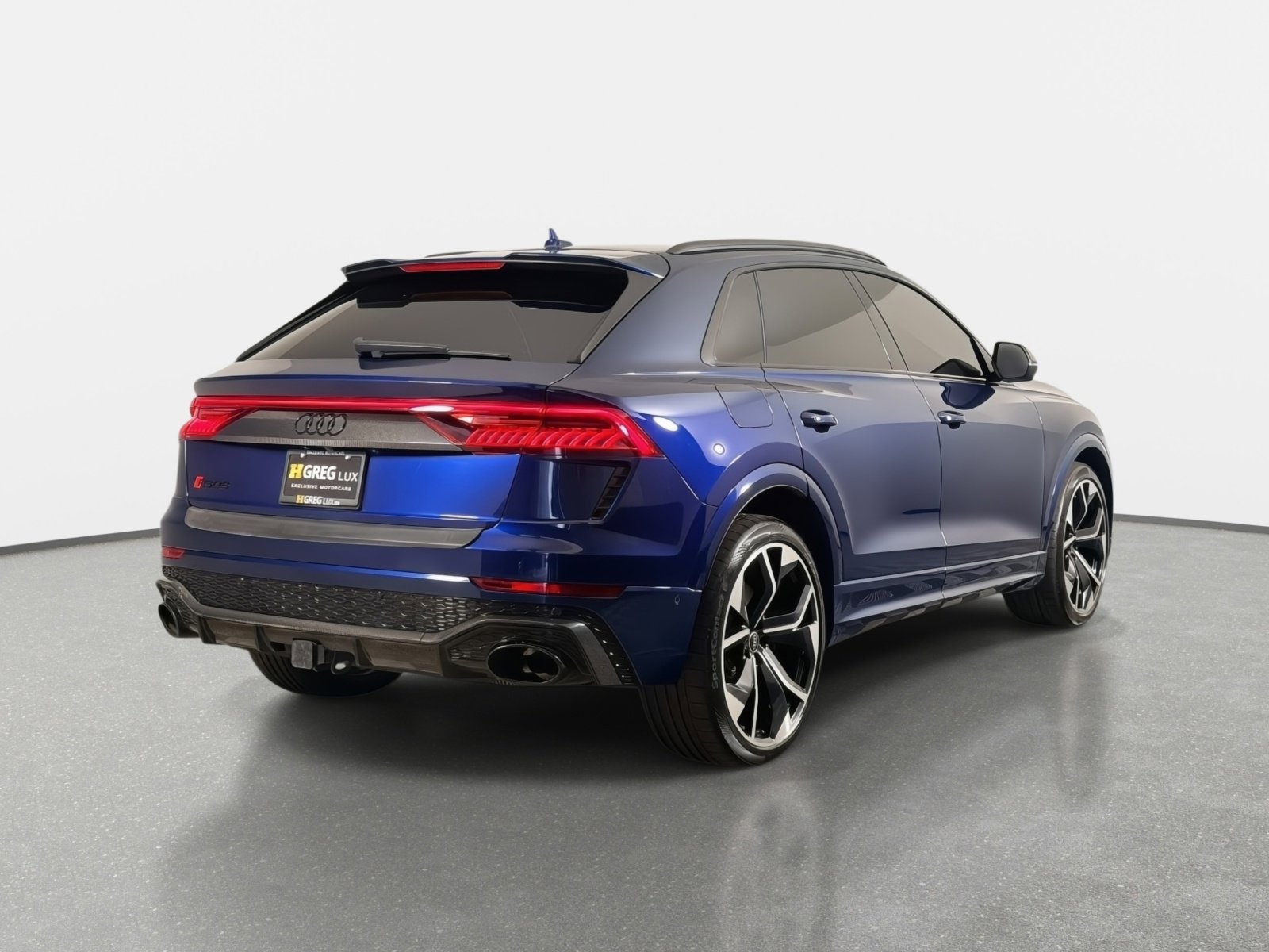 Used 2024 Audi RS Q8 image 3