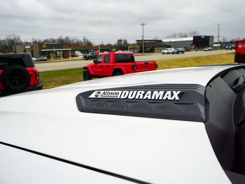 Used 2020 Chevrolet Silverado 2500 High Country w/ Z71 Off-Road Package image 8