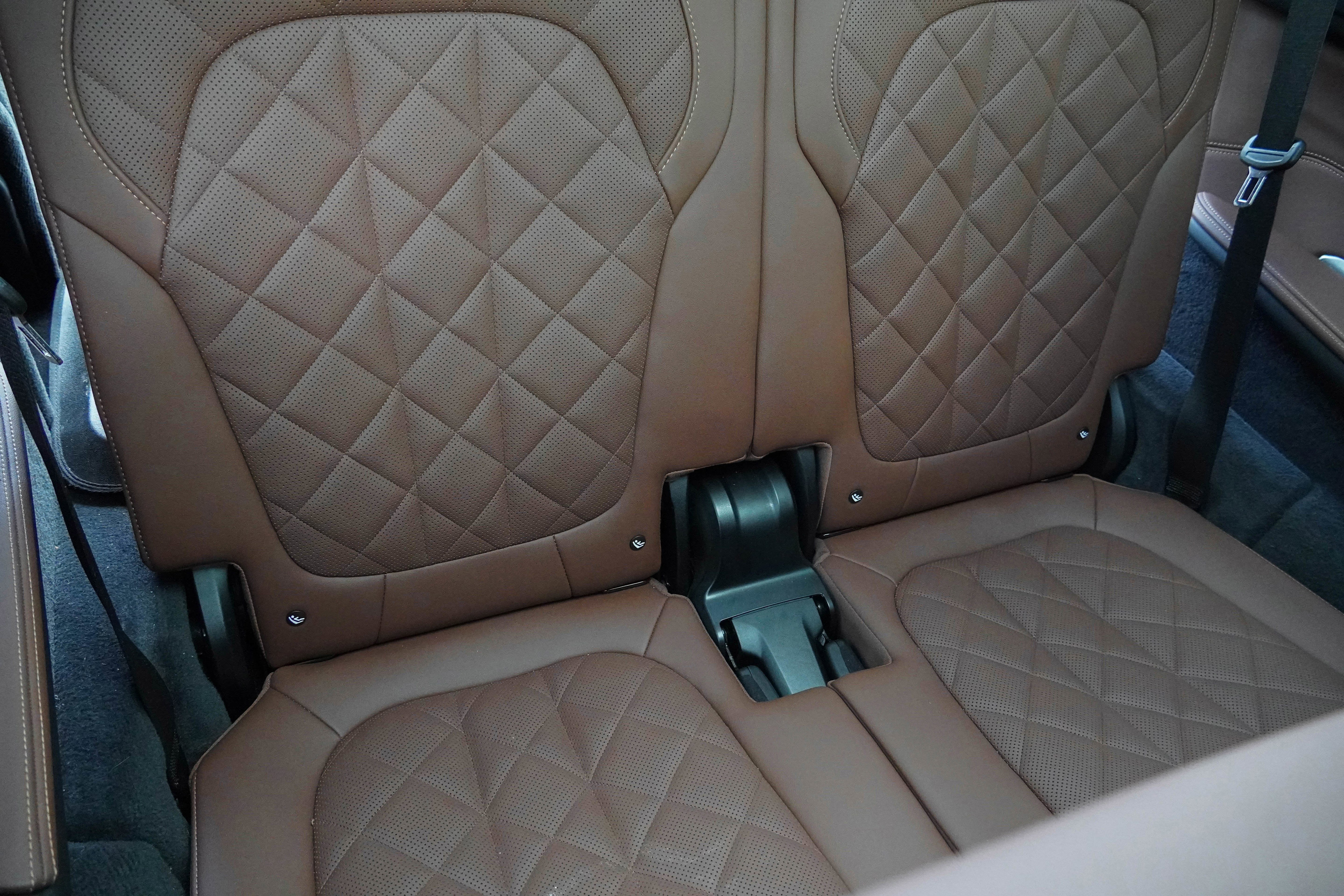 Certified 2024 BMW X7 xDrive40i w/ Premium Package image 38