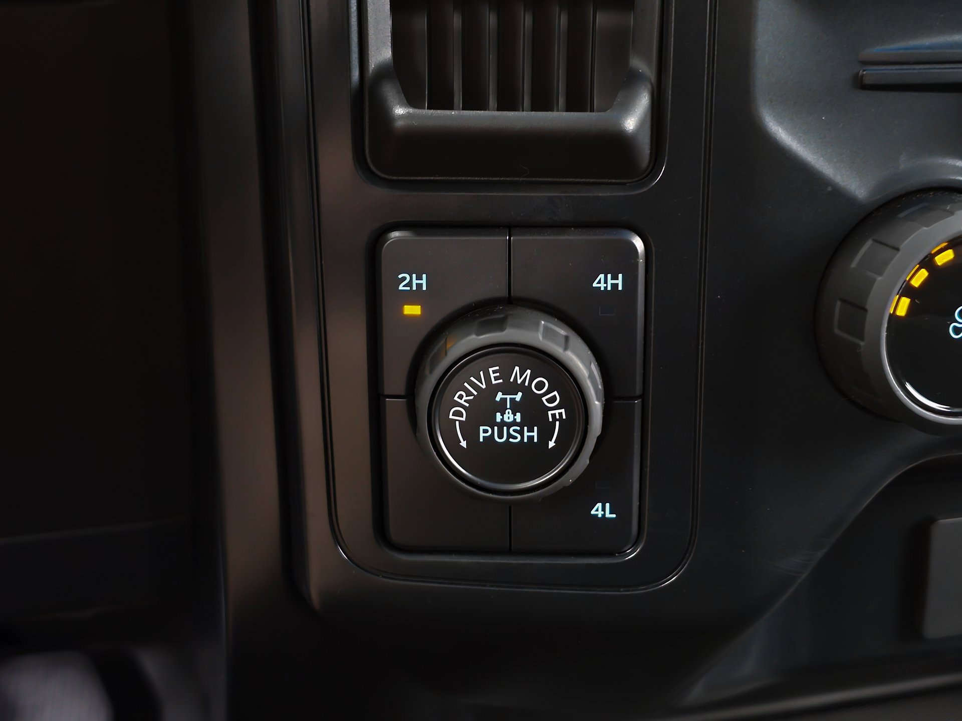 Used 2025 Ford F150 XL image 36