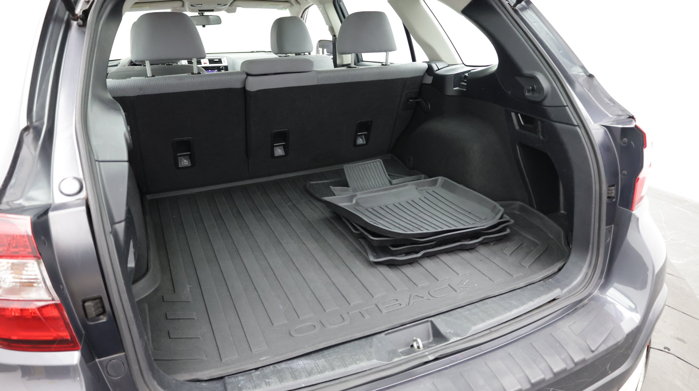 Used 2019 Subaru Outback 2.5i AWD/4WD image 33