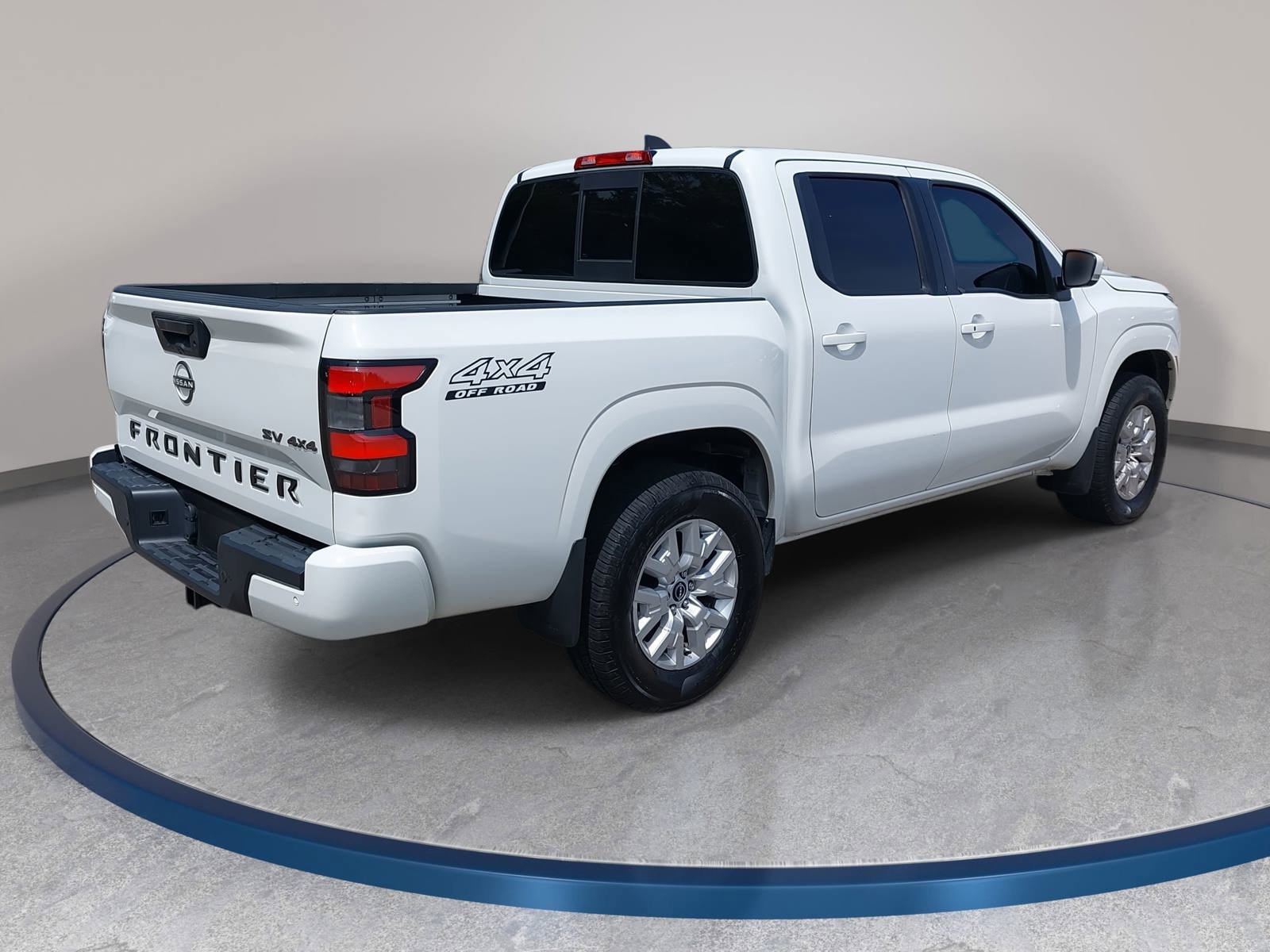Used 2022 Nissan Frontier SV AWD/4WD image 5