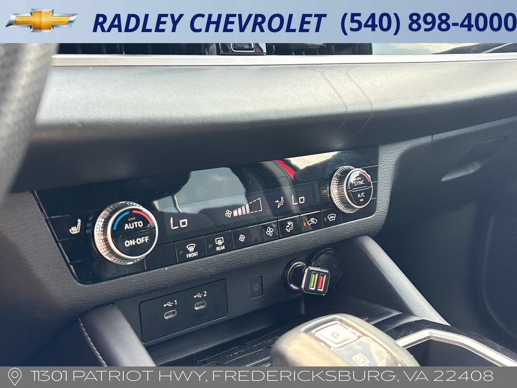 Used 2025 Mitsubishi Outlander SE AWD/4WD image 10