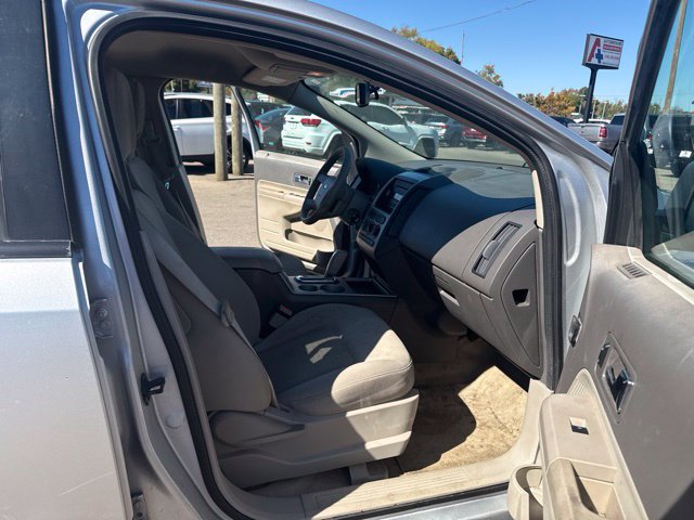 Used 2010 Ford Edge SE FWD image 13