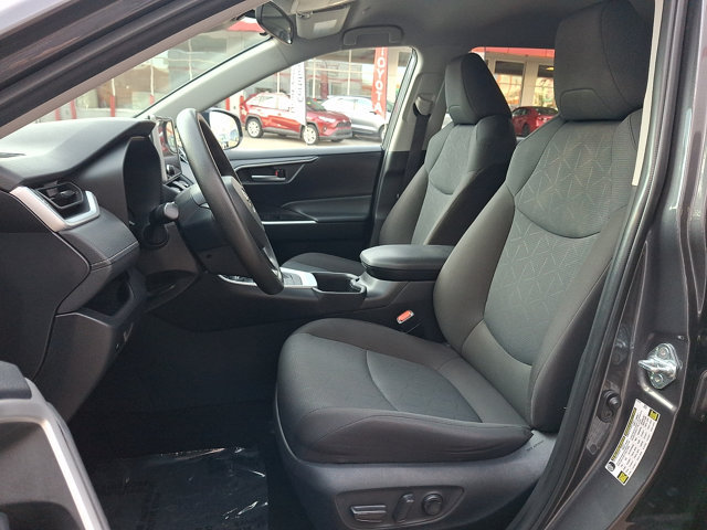 Certified 2025 Toyota RAV4 XLE AWD/4WD image 14