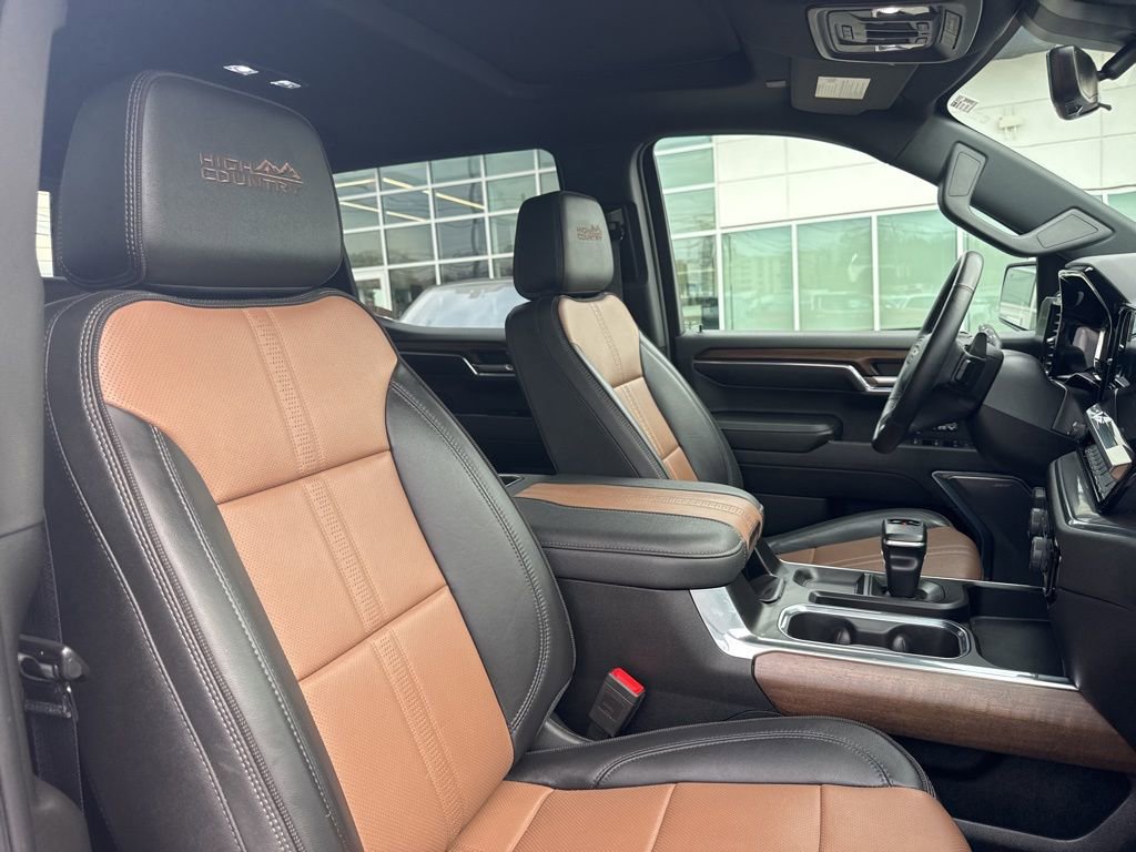 Used 2023 Chevrolet Silverado 1500 High Country w/ High Country Premium Package image 18