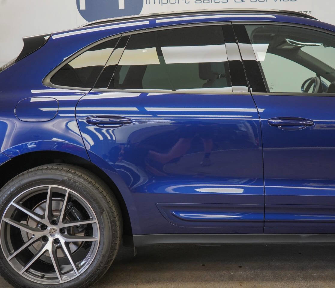 Used 2024 Porsche Macan image 16
