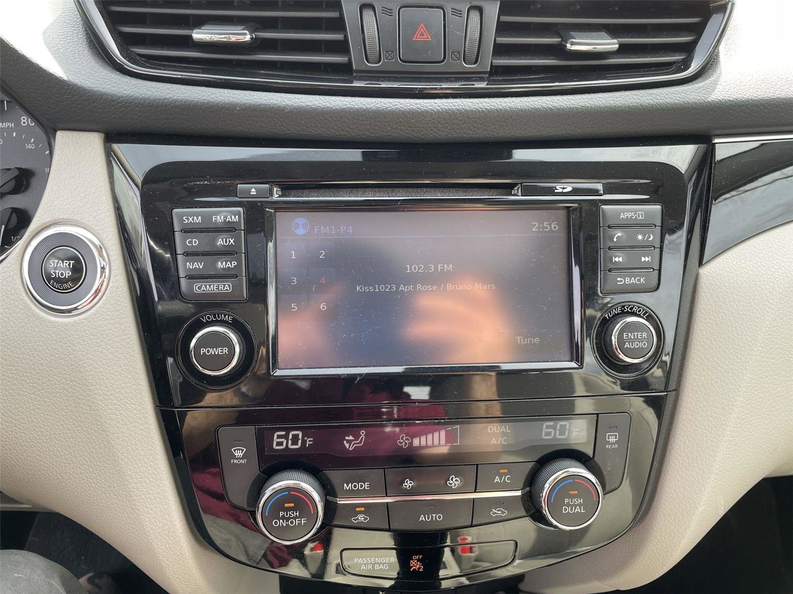 Used 2018 Nissan Rogue Sport SL w/ SL Premium Package image 17