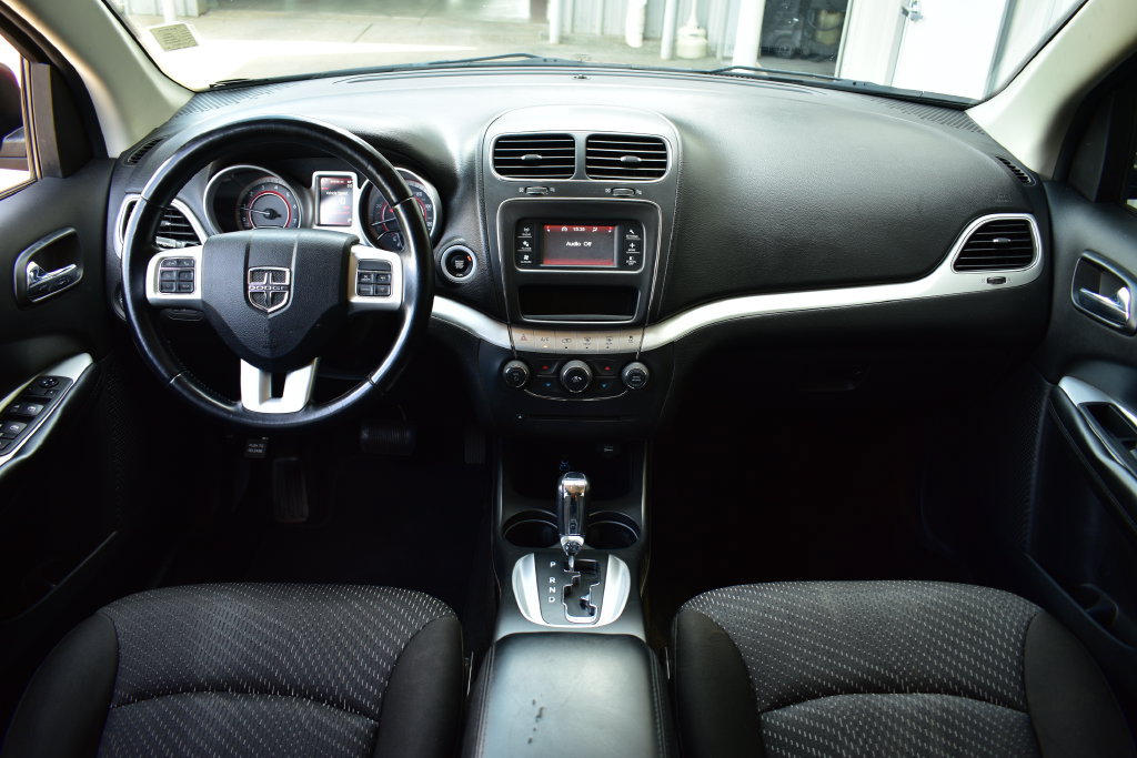Used 2020 Dodge Journey SE w/ SE Popular Equipment Group FWD image 30