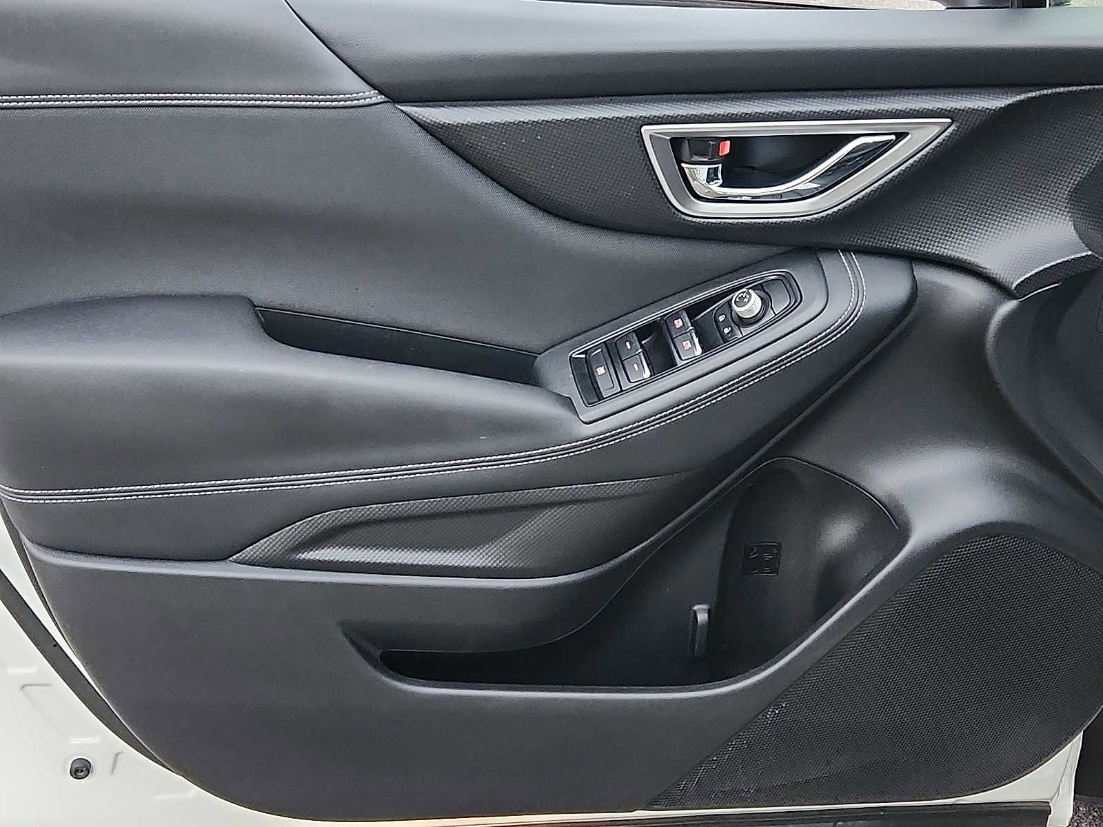 Used 2020 Subaru Forester Premium image 12