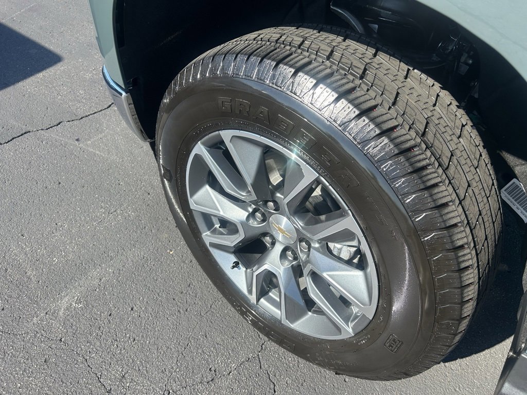 New 2026 Chevrolet Silverado 1500 LT image 14