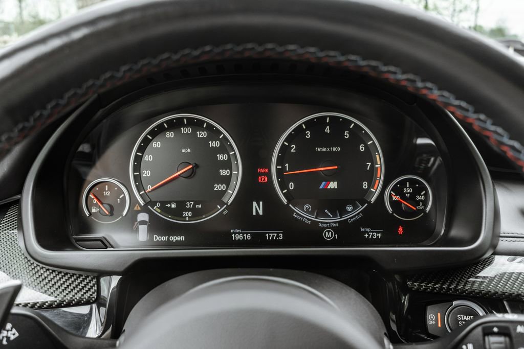 Used 2018 BMW X5 M image 17