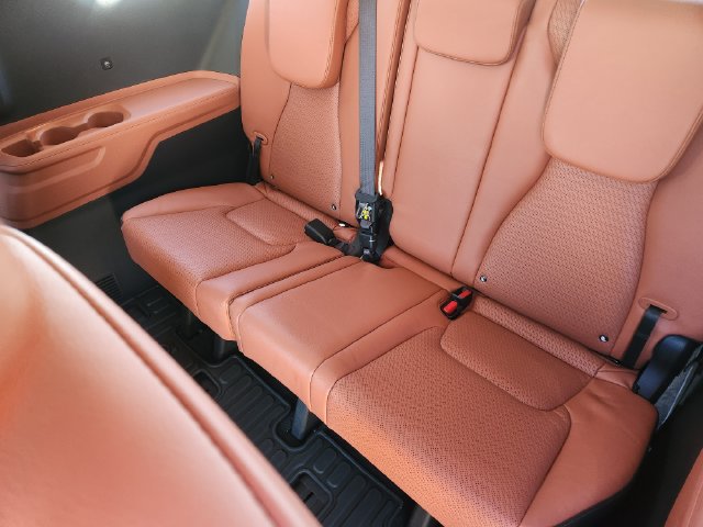 Certified 2026 Kia Carnival SX Prestige FWD image 33