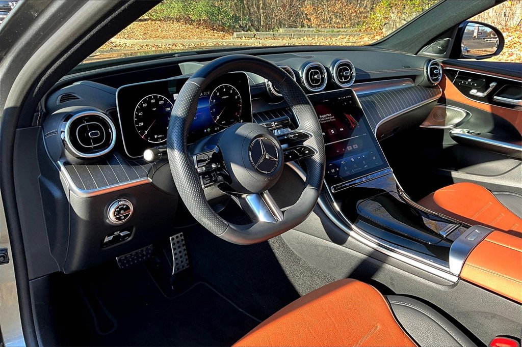 Used 2024 Mercedes-Benz C 300 4MATIC Sedan image 13