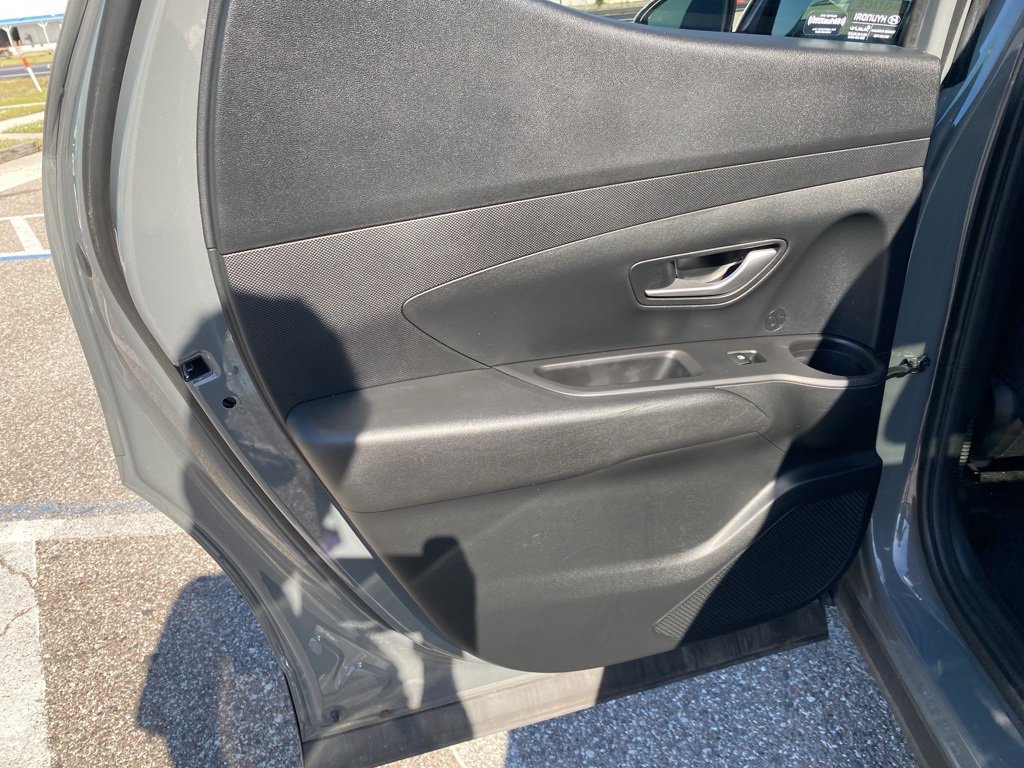 Used 2022 Hyundai Santa Cruz SEL w/ Cargo Package image 12