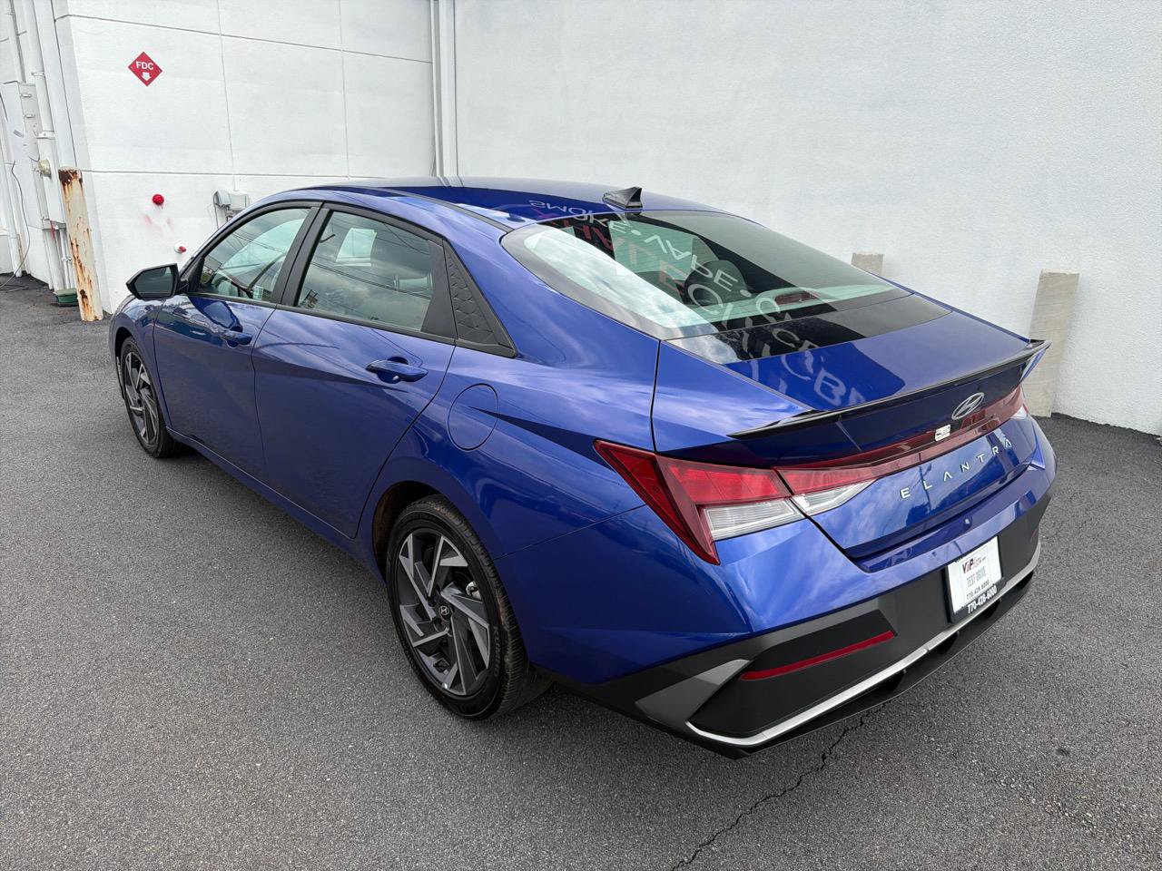 Used 2025 Hyundai Elantra Sport FWD image 7