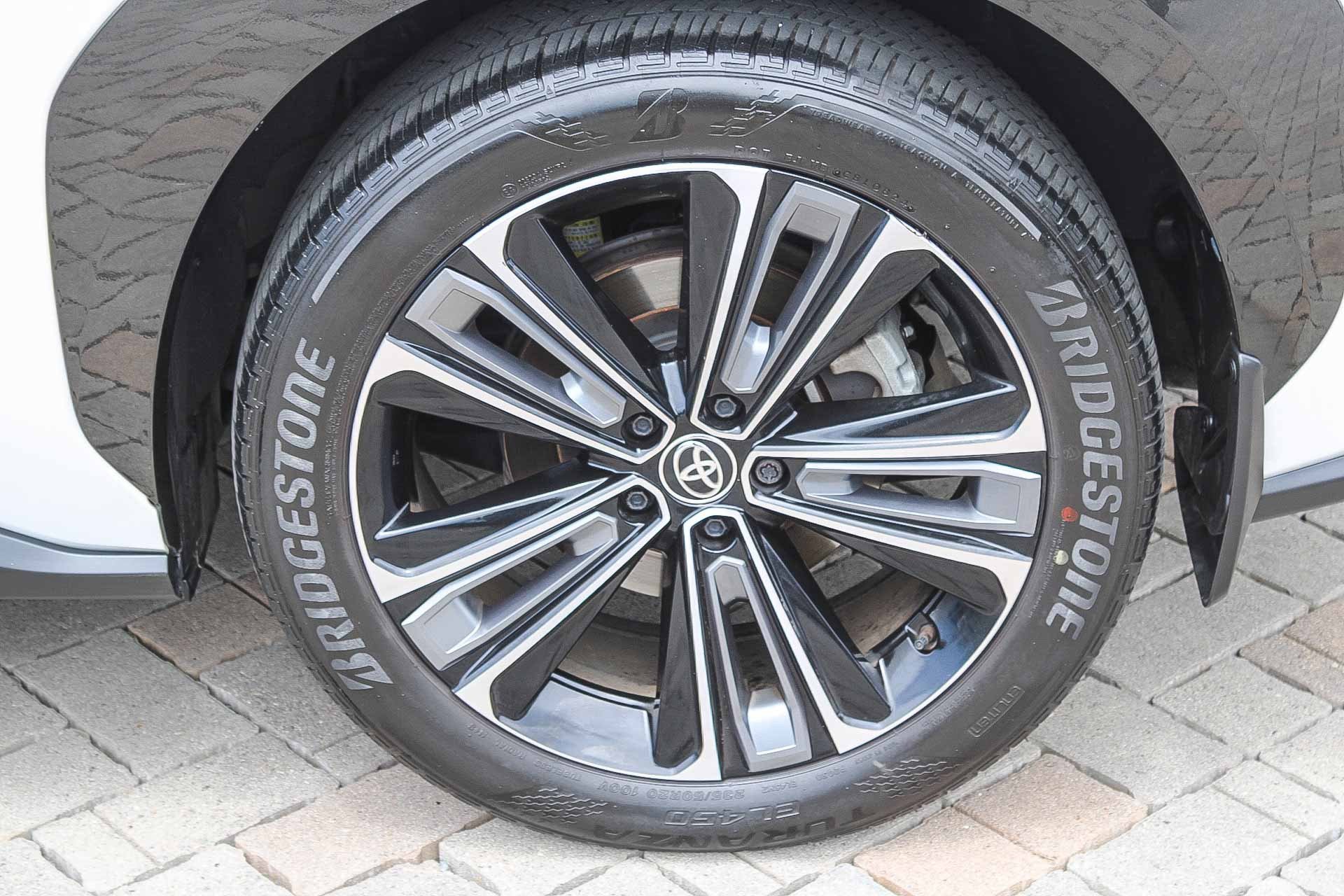 Certified 2024 Toyota bZ4X AWD w/ Weather Package image 12