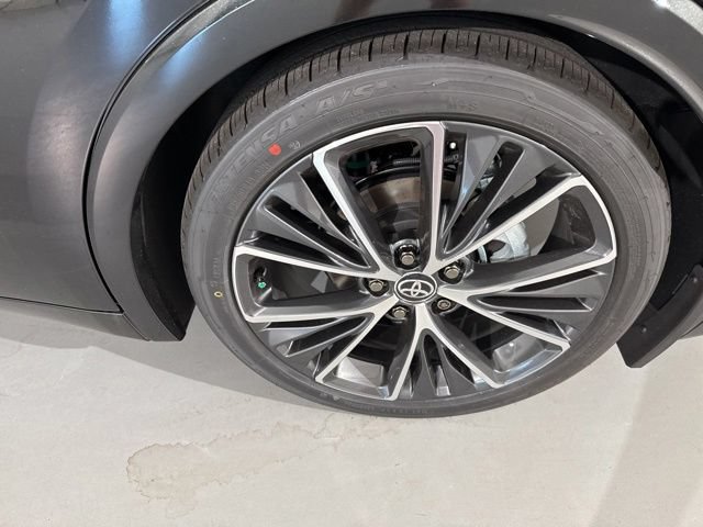 New 2026 Toyota Prius XLE FWD image 6