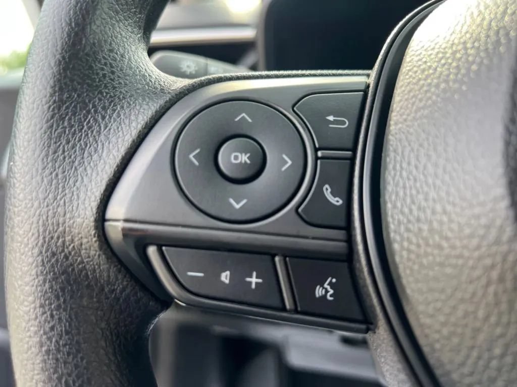 Used 2026 Toyota Corolla LE FWD image 45