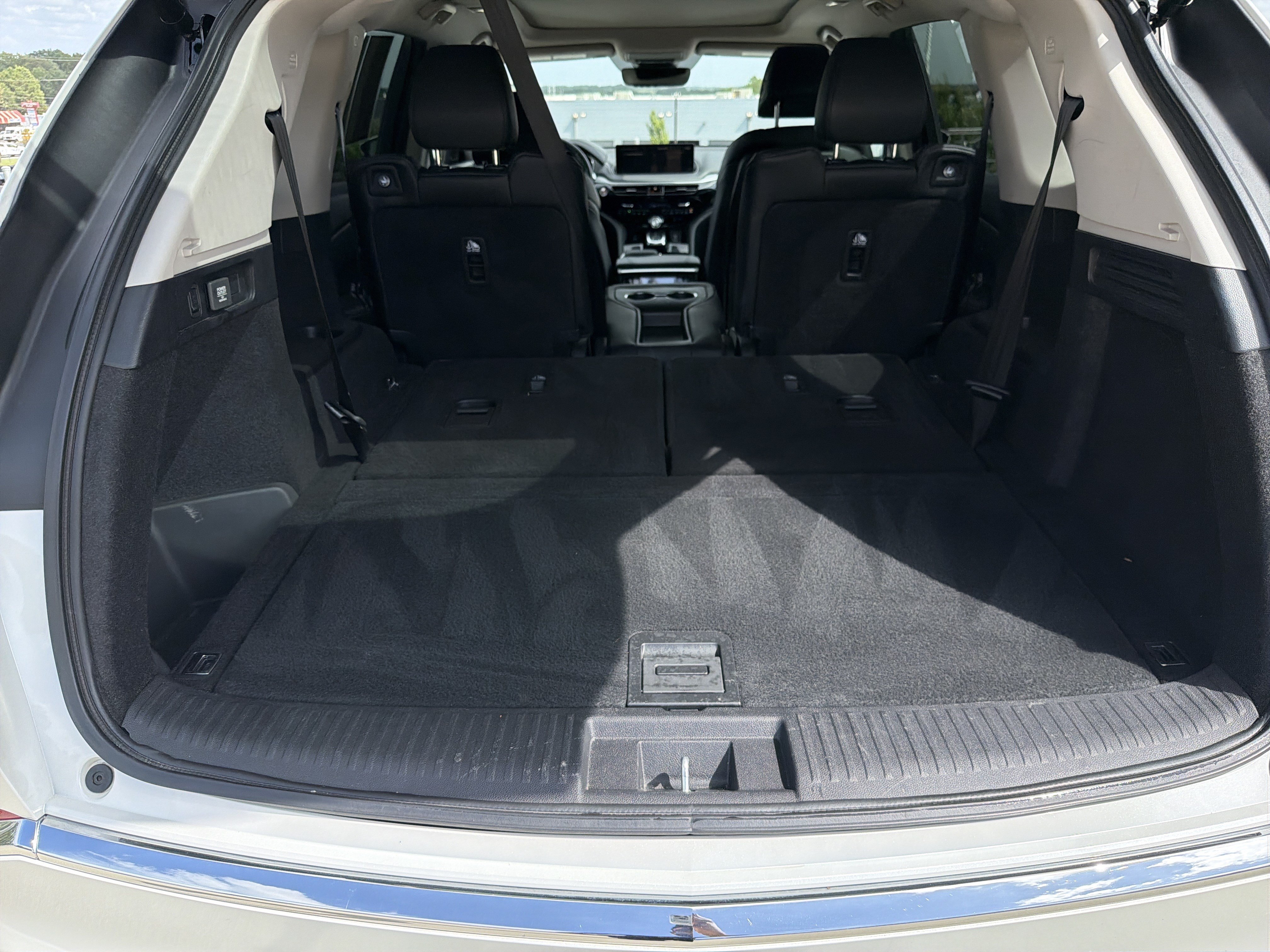 Used 2023 Acura MDX SH-AWD image 32