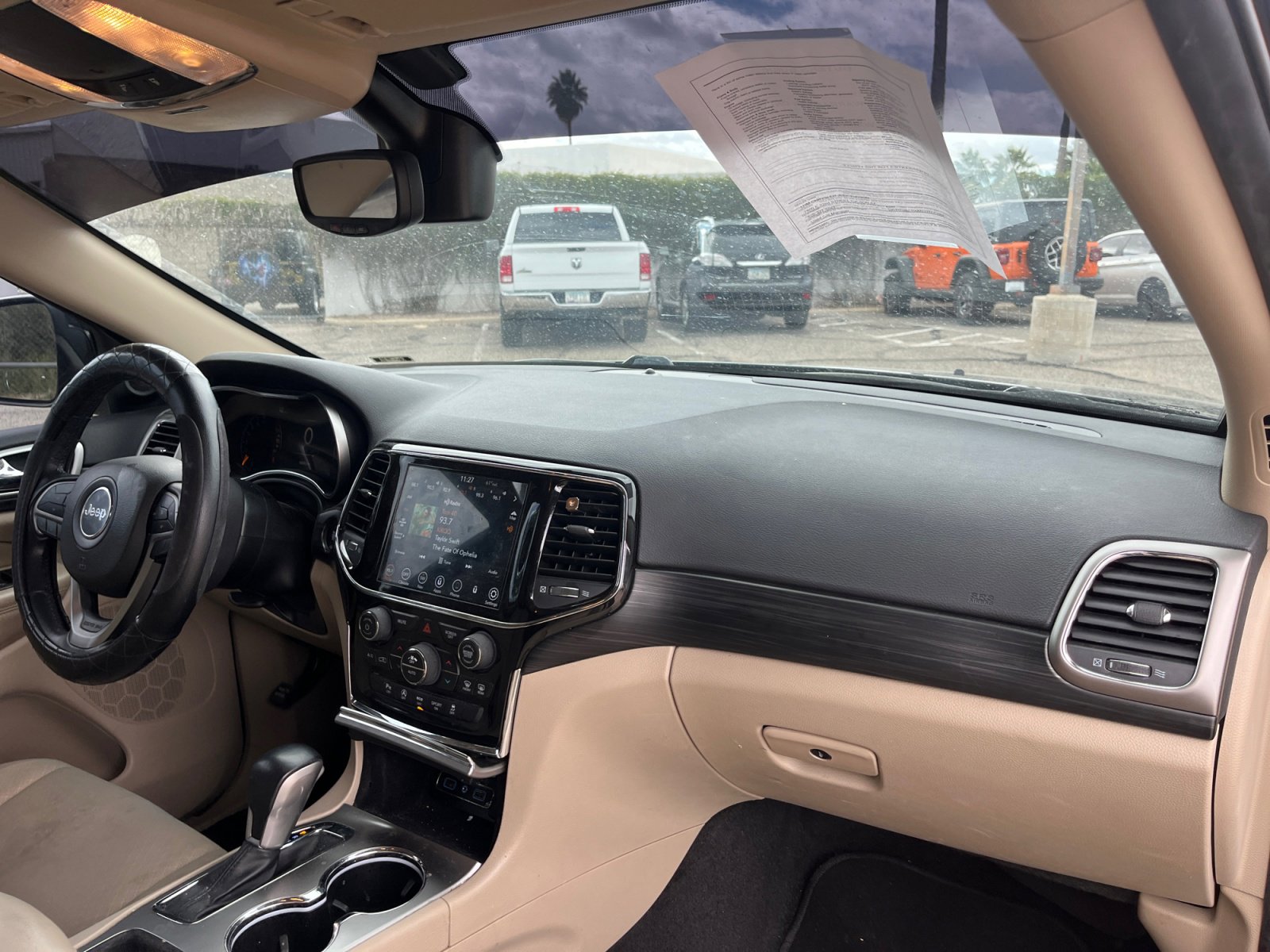 Certified 2022 Jeep Grand Cherokee Laredo E image 19