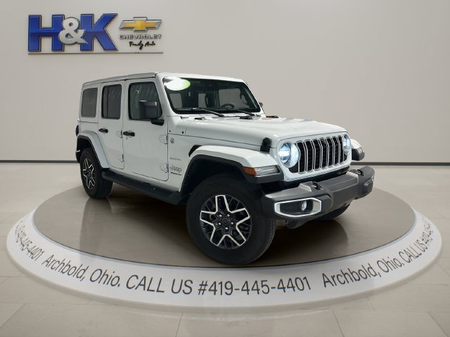 Used 2024 Jeep Wrangler Unlimited Sahara w/ Technology Group AWD/4WD image 1