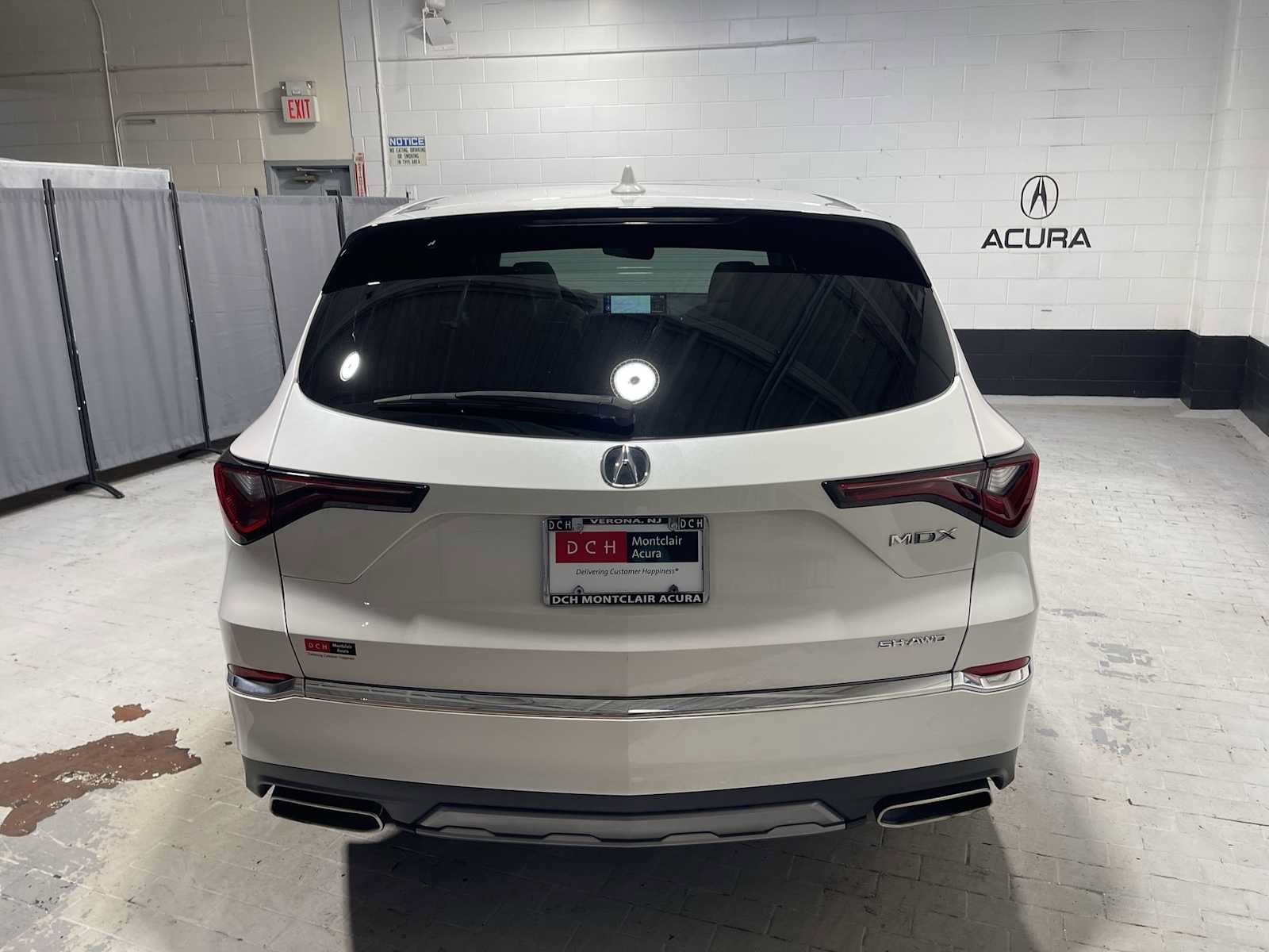 Used 2025 Acura MDX SH-AWD image 5